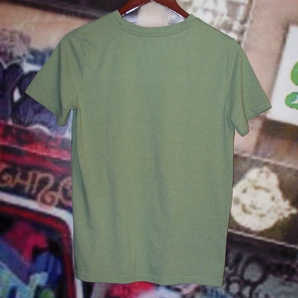 WE ALL NEED SOME "WORLD PEACE" IN THESE TIMES - Picture 5 of 5